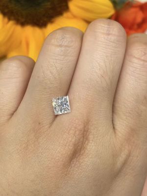 1-1.99Carat無色の緩い王女Cut Lab Grown Diamondのスタッド