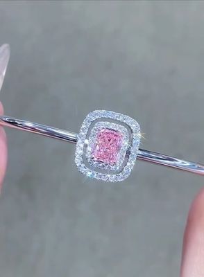ピンク 実験室で育てた ダイヤモンド ブレスレット 放射性カット 放射性形 NGTC 認定