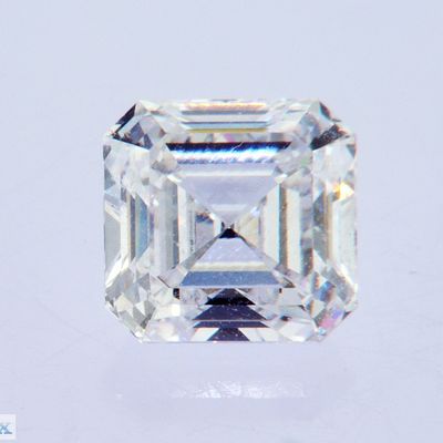 白色 3.2ct 実験室栽培 CVD ダイヤモンド 方形 スメラルド アッシャー形 IGI 認定