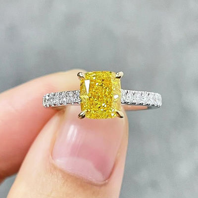 18K ホワイトゴールド ダイヤモンド 婚約指輪 1.05ct 鮮やかな黄