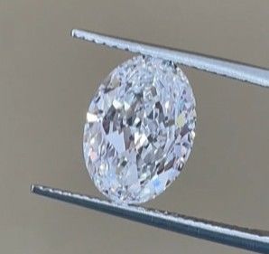 大型 実験室製 白ダイヤモンド 卸売価格 4CT オーバルカット IGI 証明書付き 無色